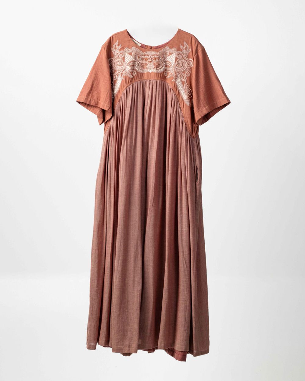 Jijivisha Nepal Sustainable Clothing Women Dress Jeevan Dress