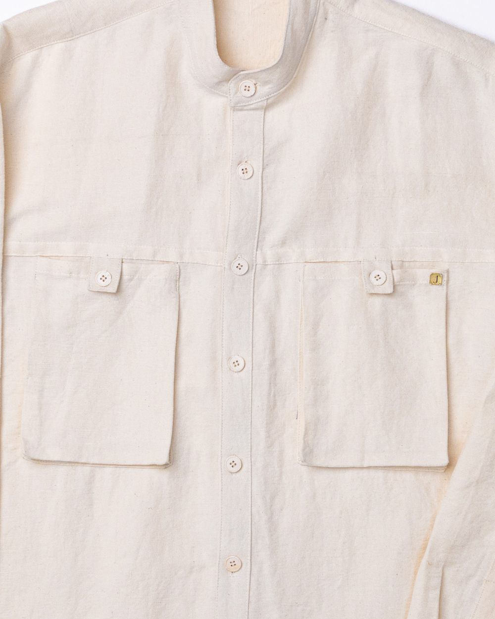 Jijivisha Nepal Sustainable Clothing Jhong Shirt Powder White Detail