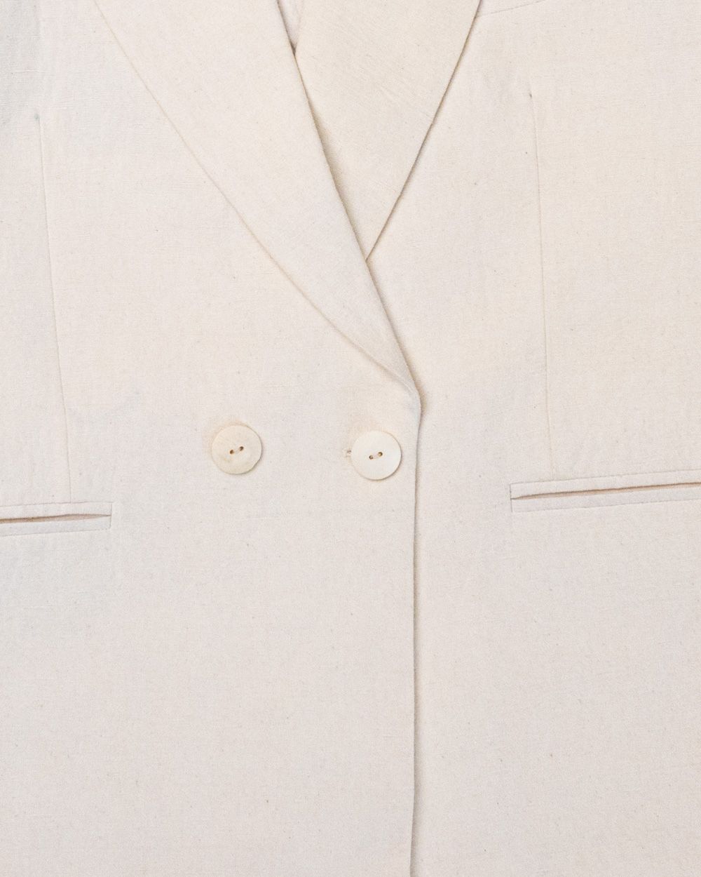 Jijivisha Nepal Sustainable Clothing Vayu Blaze Powder White Detail